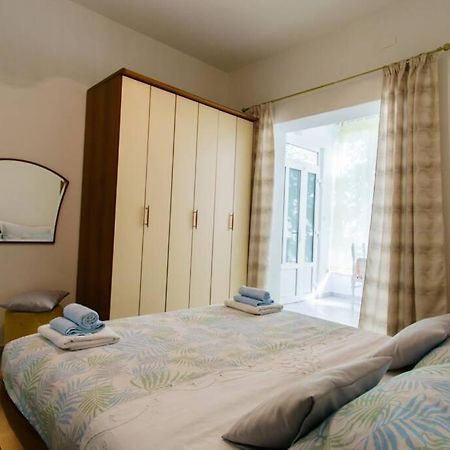 Cosey Studio Apartment For 2 Free Private Parking Makarska Exterior photo