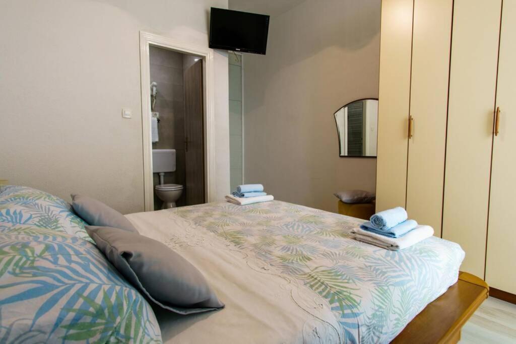 Cosey Studio Apartment For 2 Free Private Parking Makarska Exterior photo